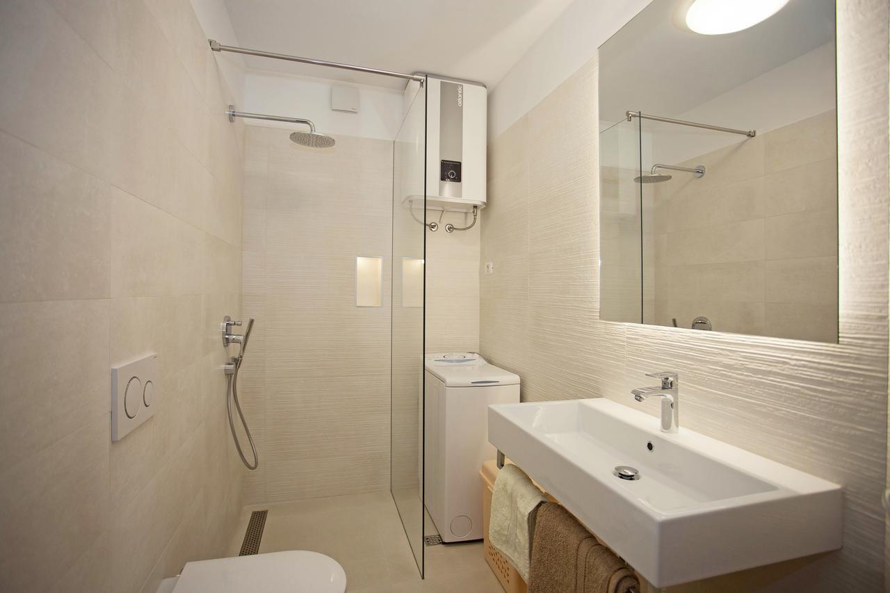 Apartment Pia Rovinj Extérieur photo